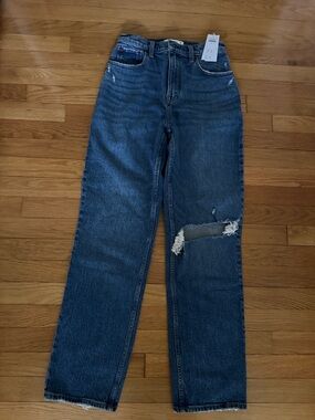 Abercrombie & Fitch Distressed High-Rise Straight-Leg Jeans in Blue